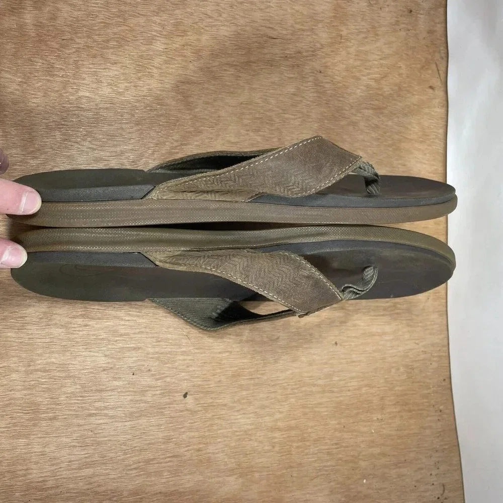 Olukai Ohana Flip Flop Mens size 9 Sandals Brown Slip On